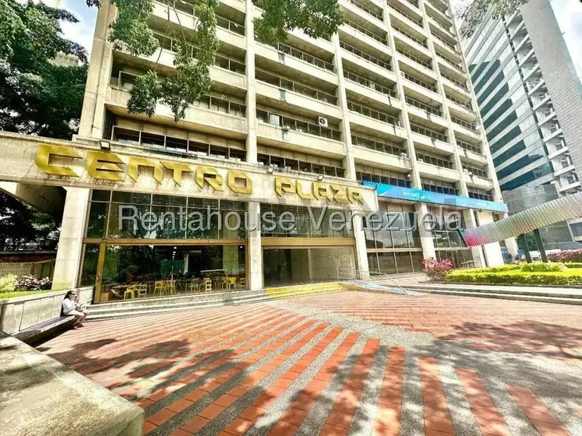 Comercial (Oficina) en Alquiler en Los Palos Grandes, Distrito Metropolitano