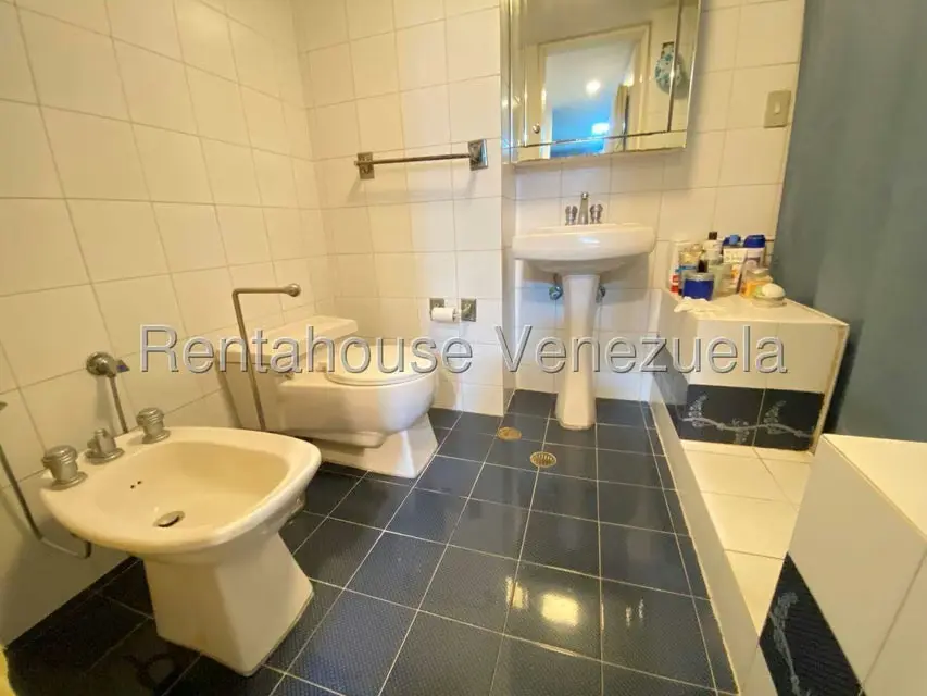 Apartamento (1 Nivel) en Venta en El Hatillo, Distrito Metropolitano - 21