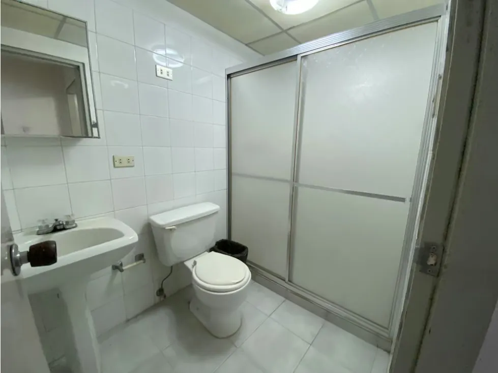 Se vende galpón 2518 m2 Guatire 3592 - 9