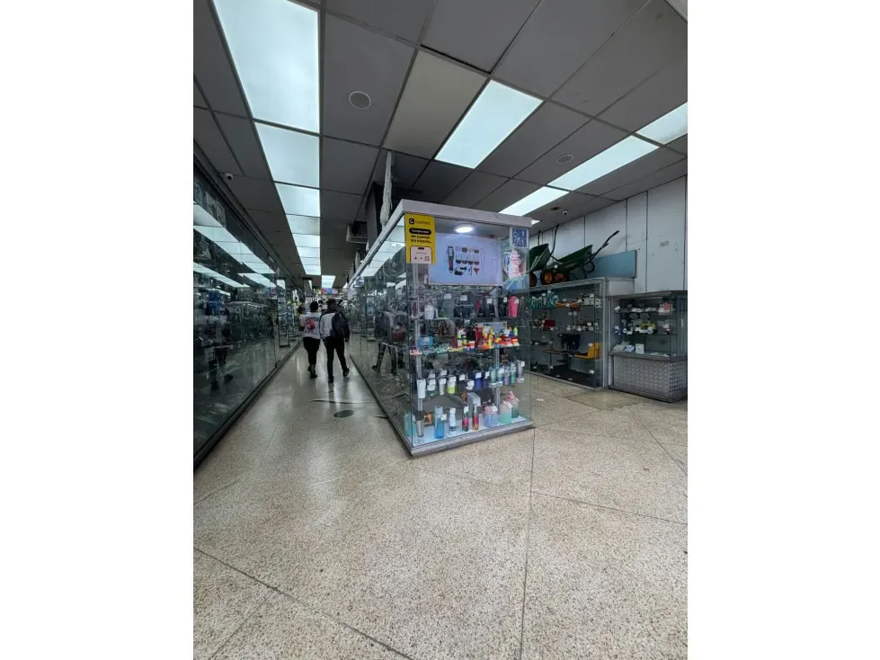 Venta de edificio blindado en la Avenida Baralt - 2