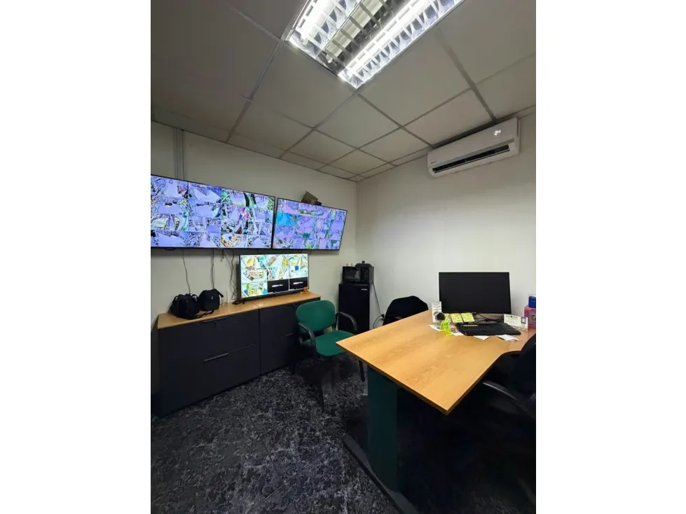 Venta de edificio blindado en la Avenida Baralt - 5