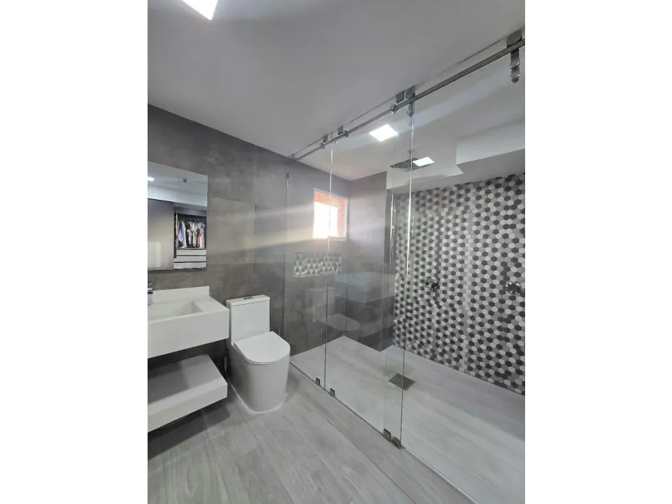 PENT HOUSE TRIPLEX EN VENTA 320 M2 - URB LOS CHAGUARAMOS - 16