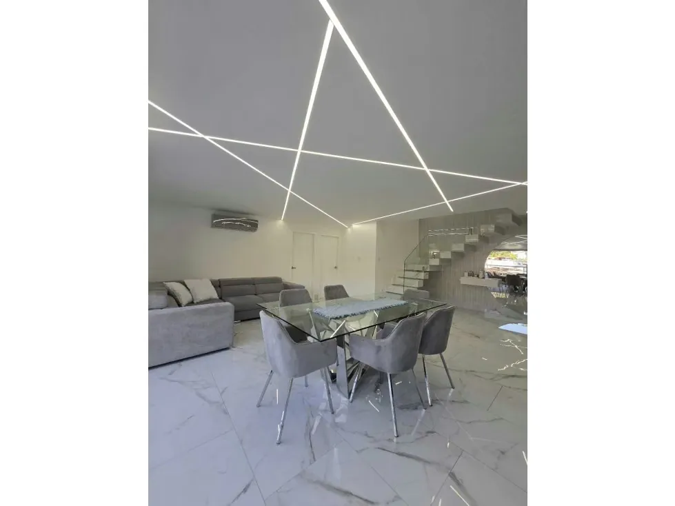 PENT HOUSE TRIPLEX EN VENTA 320 M2 - URB LOS CHAGUARAMOS - 6