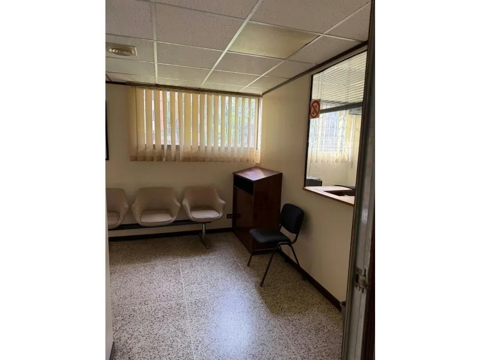Vendo oficina 200m2 La Campiña 3777 - 3