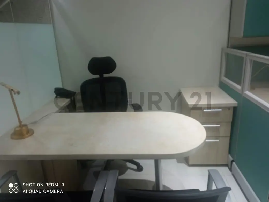 Oficina en venta en la Zona Industrial La Trinidad ER - 15