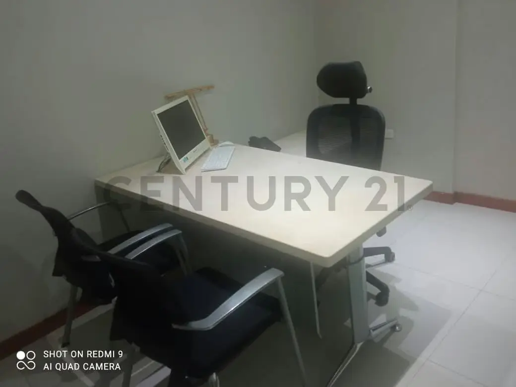 Oficina en venta en la Zona Industrial La Trinidad ER - 20