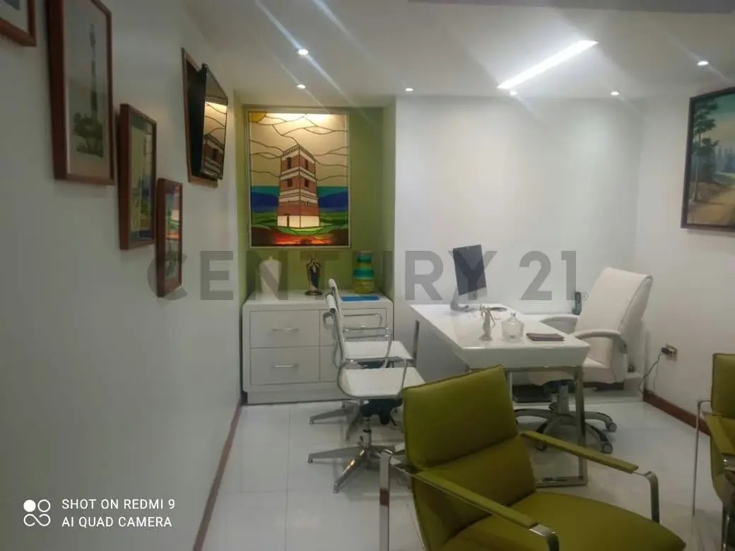 Oficina en venta en la Zona Industrial La Trinidad ER - 9