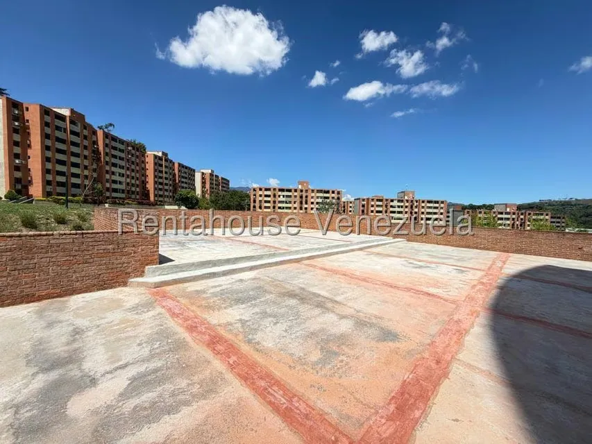 Apartamento (1 Nivel) en Venta en Lomas del Sol, Distrito Metropolitano - 41