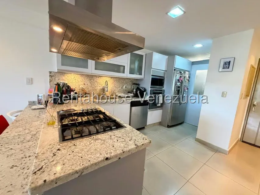 Apartamento (1 Nivel) en Venta en Lomas del Sol, Distrito Metropolitano - 9