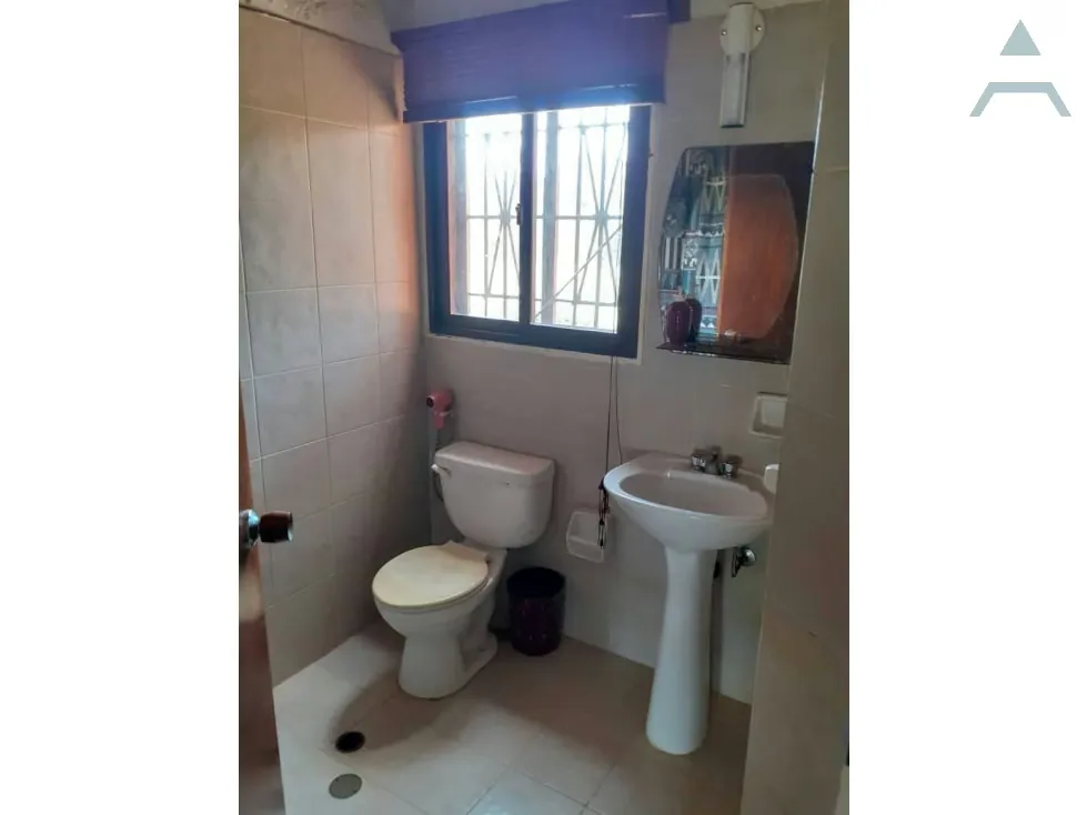 Se vende casa 196m² 2h/2b/1p Rio Chico - 15
