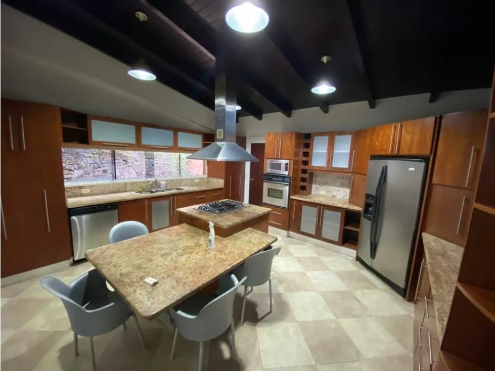 Vendo casa 500mts2 4h+s/4.5b+s/6p Las Marías 0053 - 4