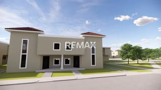 Se vende townHouse (semi gris), ubicado en Av. Fuerzas Armadas. Hato norte country club. - 2
