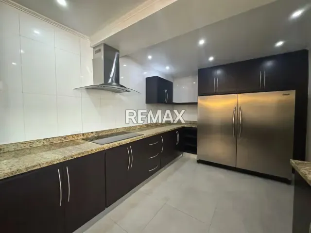 Townhouse en Alquiler. Puerta Maraven - 4