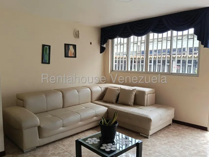 Casa (Duplex) en Venta en La Boyera, Distrito Metropolitano - 4