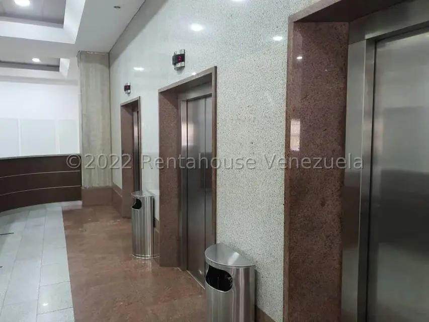 Oficina en Venta en La Lagunita Country Club, Distrito Metropolitano - 2