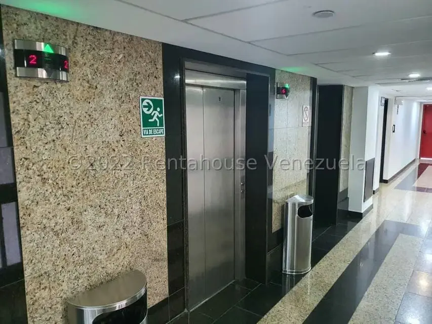 Oficina en Venta en La Lagunita Country Club, Distrito Metropolitano - 3