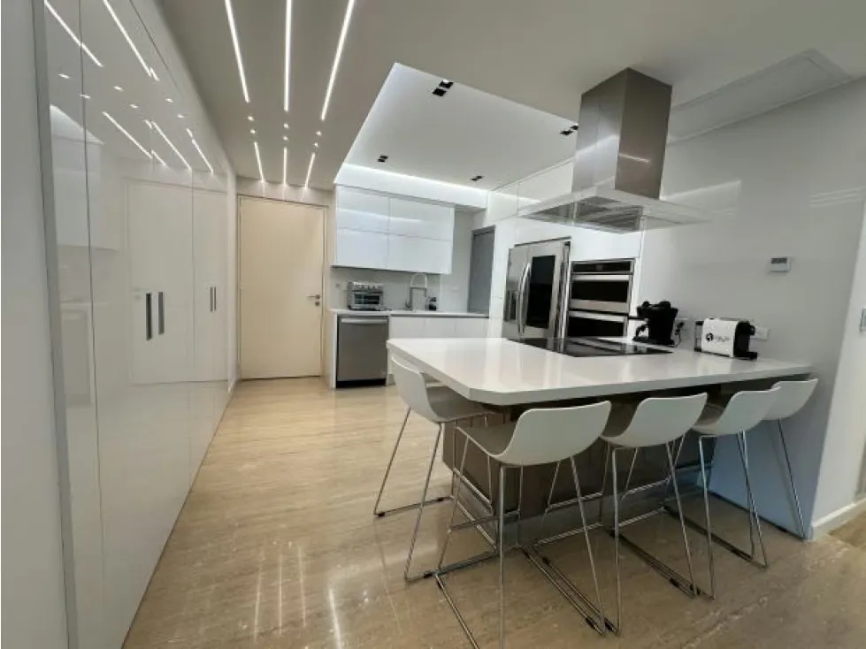 EXCLUSIVO APARTAMENTO EN ALQUILER EN CAMPO ALEGRE BELLA - 9