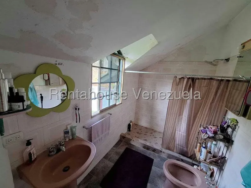 Casa (1 Nivel) en Venta en Colinas de Caicaguana, Distrito Metropolitano - 16