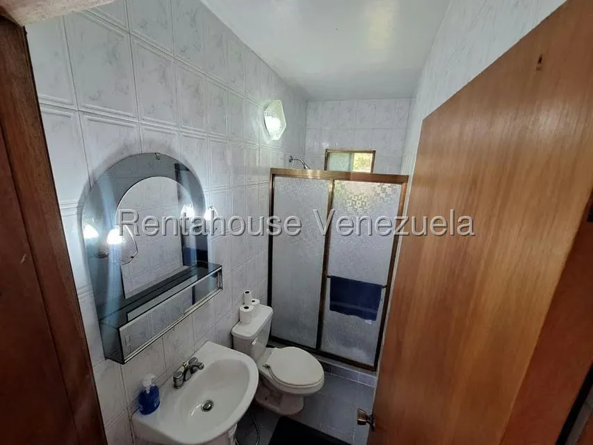 Casa (1 Nivel) en Venta en Colinas de Caicaguana, Distrito Metropolitano - 20