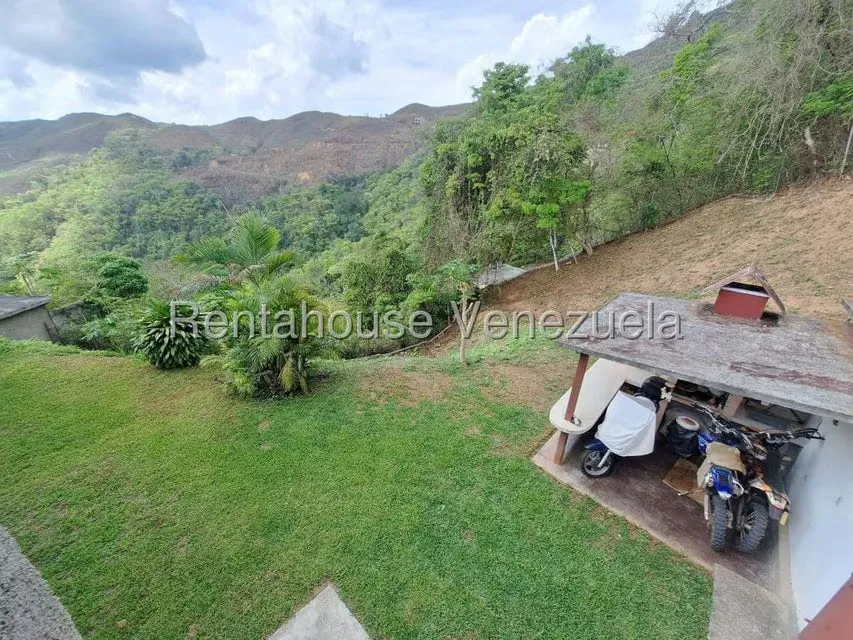 Casa (1 Nivel) en Venta en Colinas de Caicaguana, Distrito Metropolitano - 24