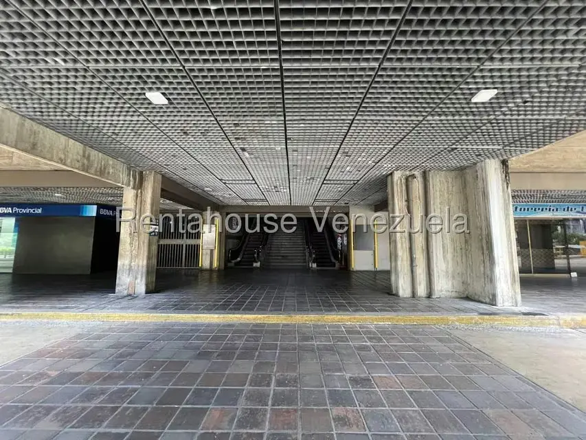 Local Comercial en Venta en El Marques, Distrito Metropolitano - 13