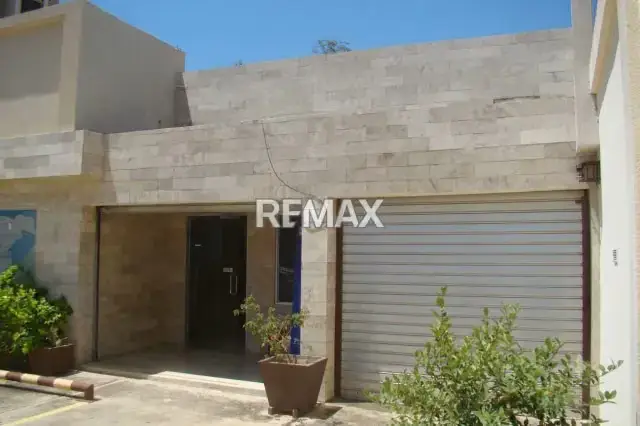 LOCAL COMERCIAL EN VENTA, VALLE FRIO, MARACAIBO