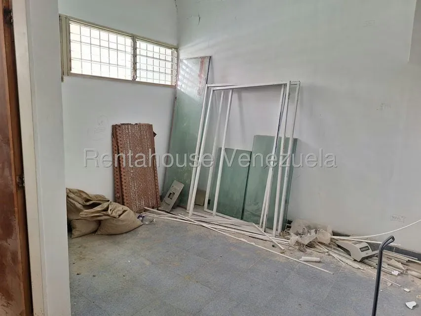 Local Comercial en Venta en Los Dos Caminos, Distrito Metropolitano - 11