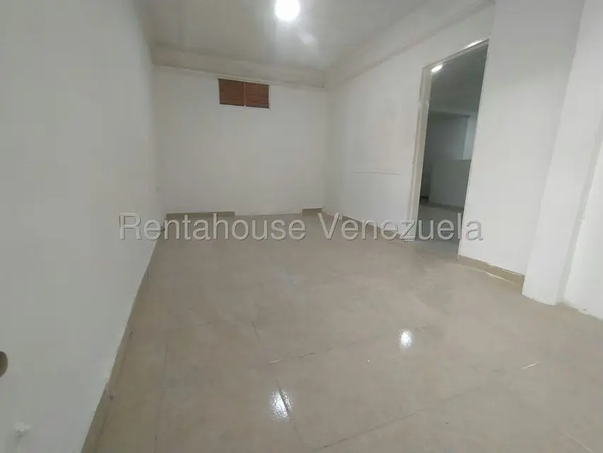 Oficina en Venta en Zona Este, Lara - 22