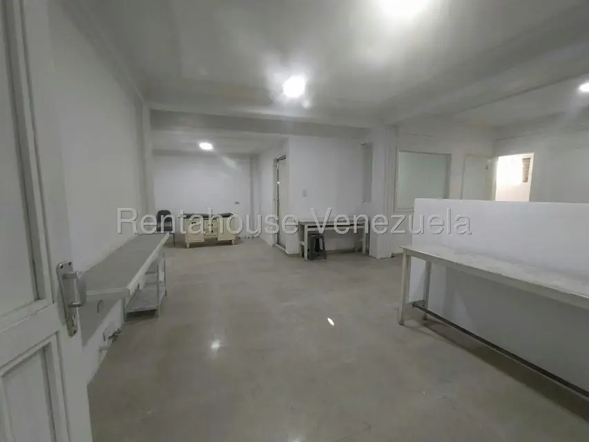 Oficina en Venta en Zona Este, Lara - 26