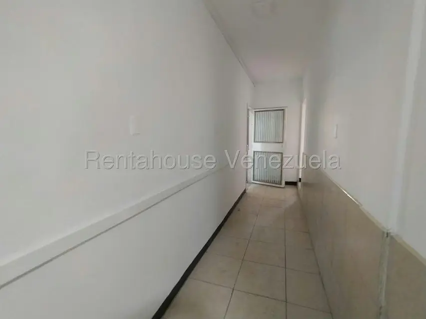 Oficina en Venta en Zona Este, Lara - 34