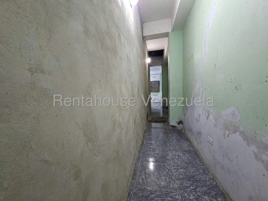 Casa (1 Nivel) en Venta en Centro, Aragua - 19