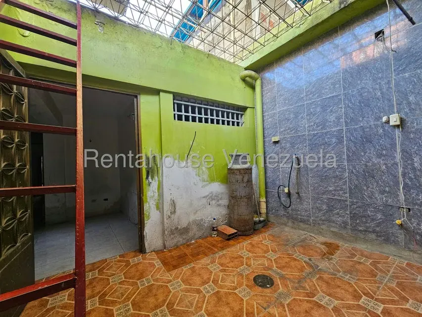 Casa (1 Nivel) en Venta en Centro, Aragua - 27