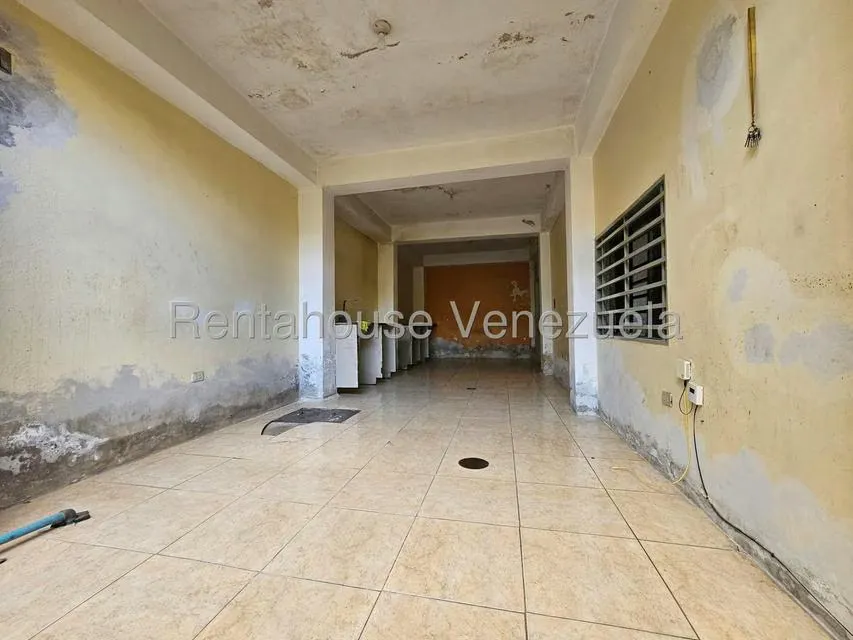Casa (1 Nivel) en Venta en Centro, Aragua - 28