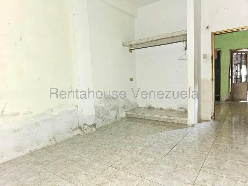 Casa (1 Nivel) en Venta en Centro, Aragua - 40