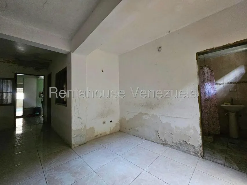 Casa (1 Nivel) en Venta en Centro, Aragua - 44