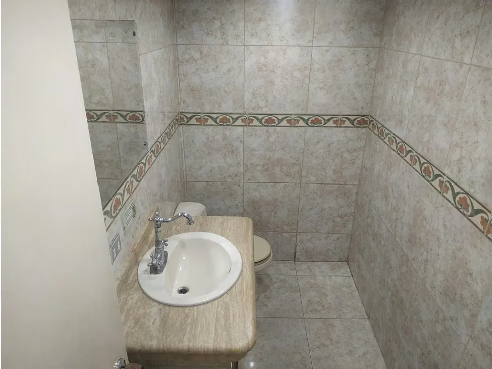 VENTA DE LOCAL COMERCIAL EN LOS PALOS GRANDES - 8