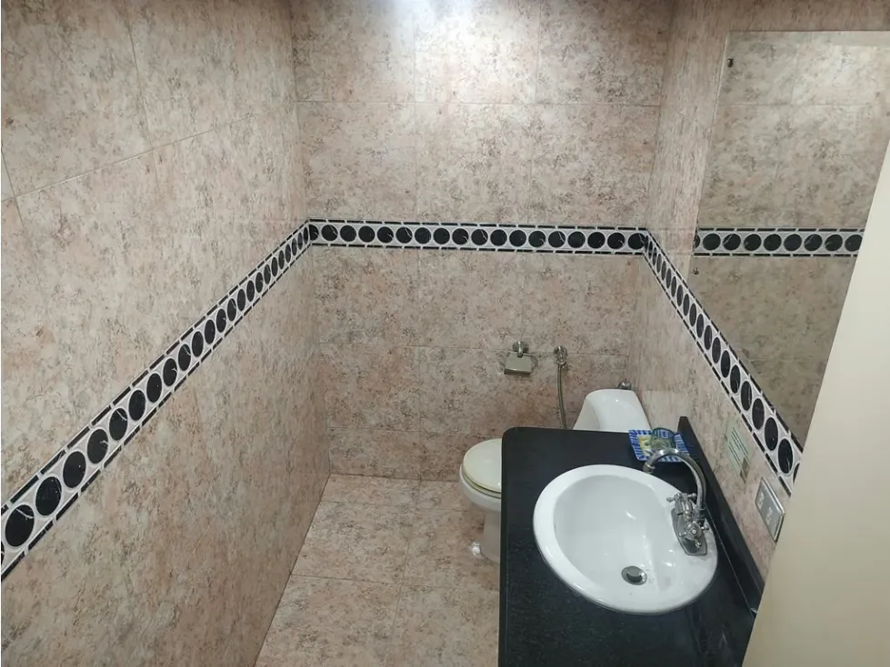 VENTA DE LOCAL COMERCIAL EN LOS PALOS GRANDES - 9