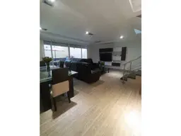 View 10