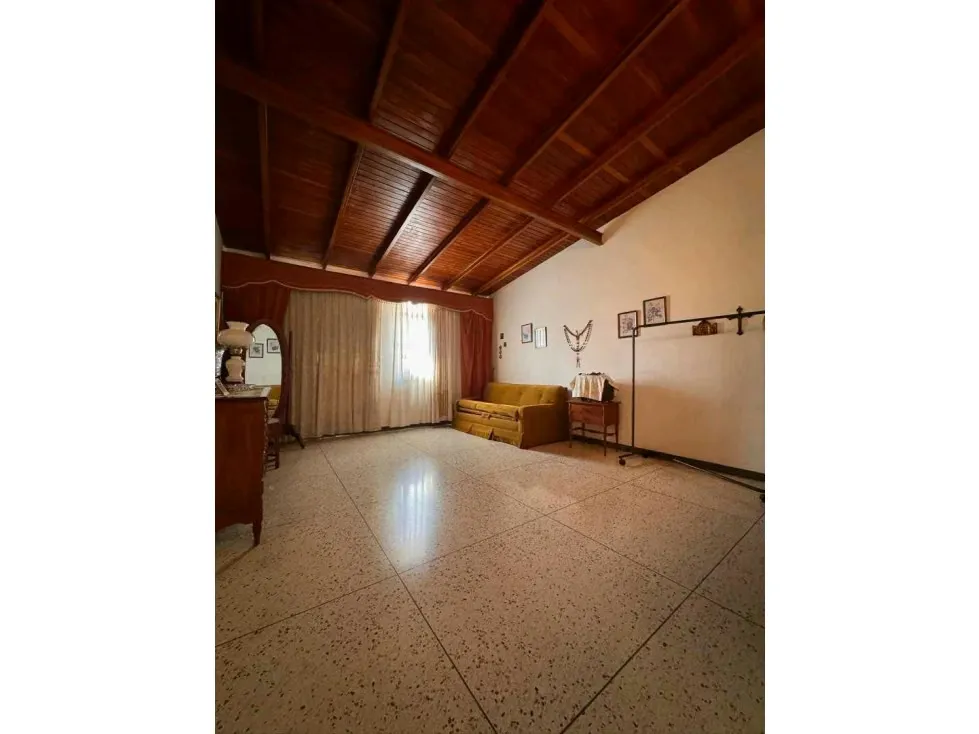 Vendo casa duplex 250m2 zona D-1 Macaracuay 1733 - 29