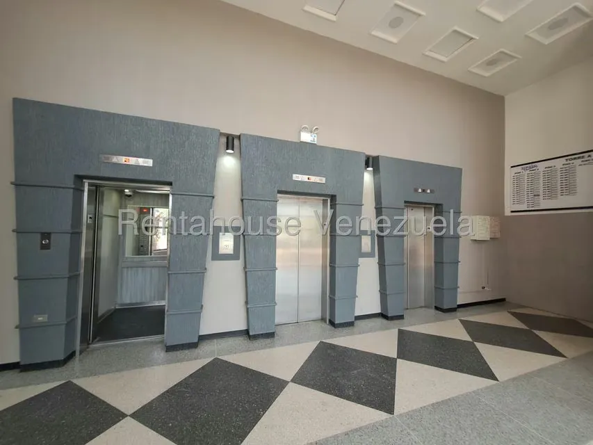 Local Comercial en Alquiler en El Parral, Carabobo - 2