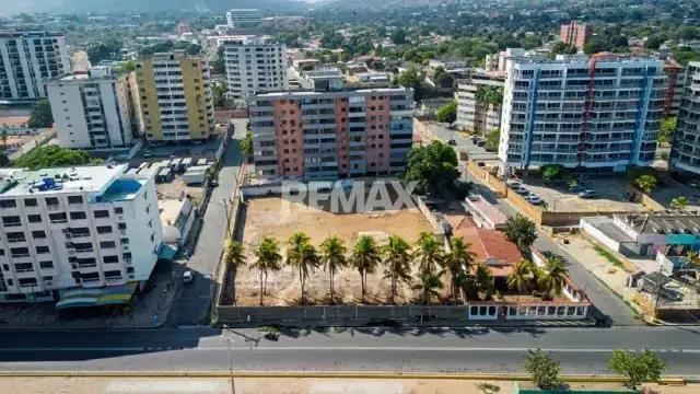 EN VENTA TERRENO PUERTO PIRITU FRENTE AL MAR