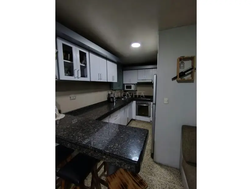 APARTAMENTO EN VENTA EN LOS TEQUES