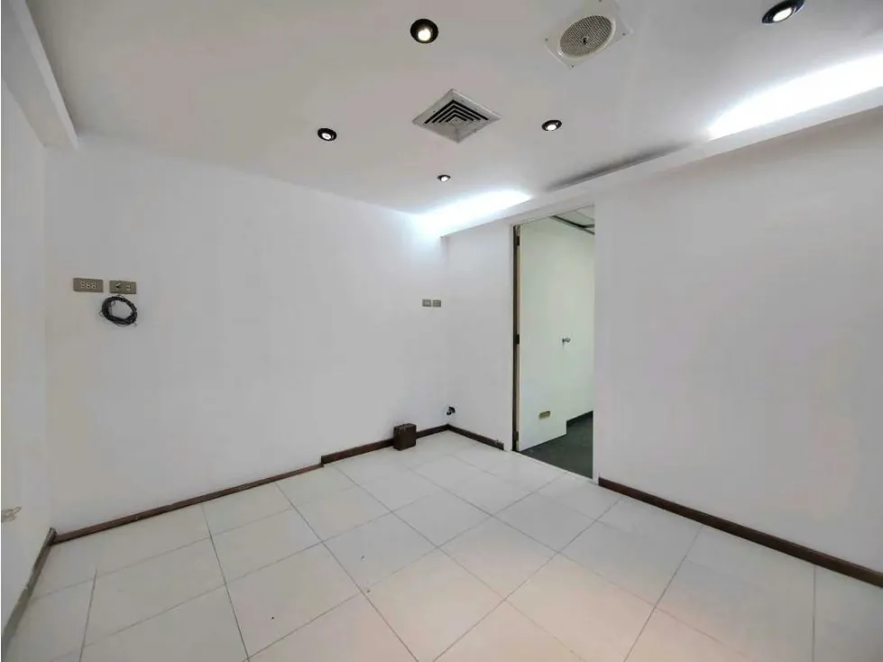 Se alquila oficina 30m2 La California 1827 - 4