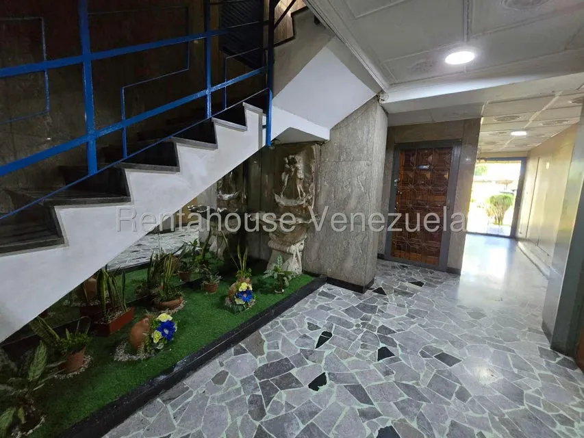 Apartamento (1 Nivel) en Venta en Montalban I, Distrito Metropolitano - 24