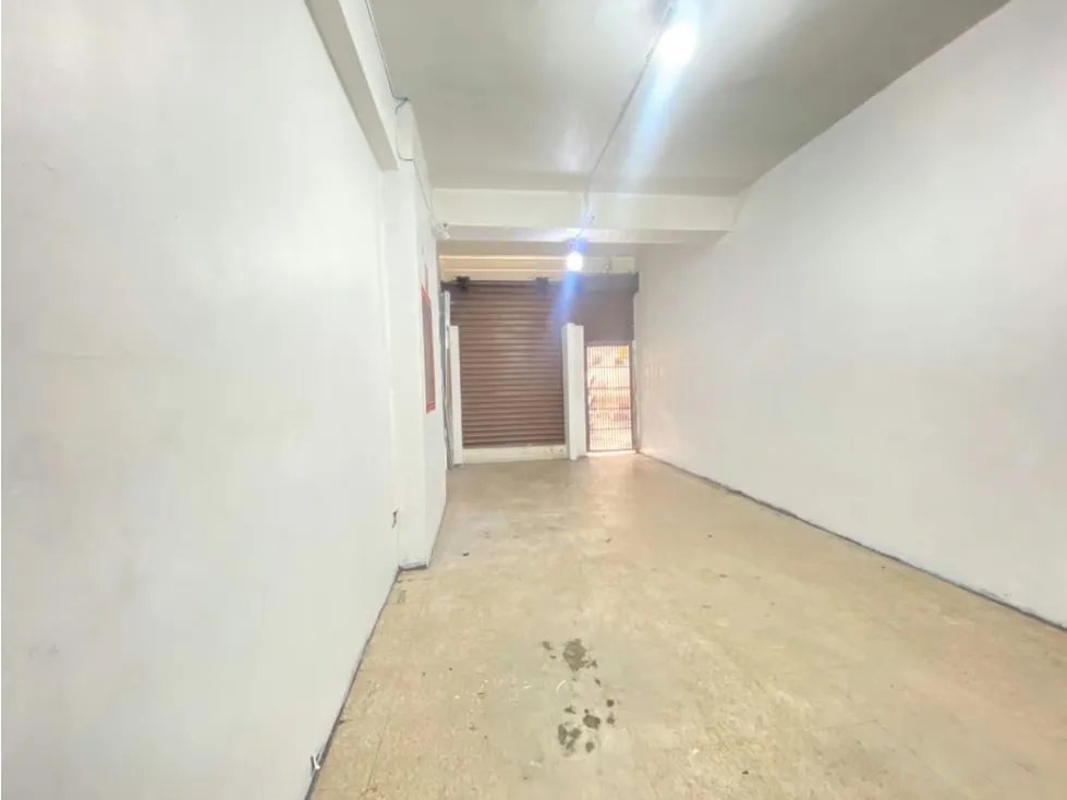 Venta de Local Comercial 208m2 en la Candelaria Norte 99000$ - 2
