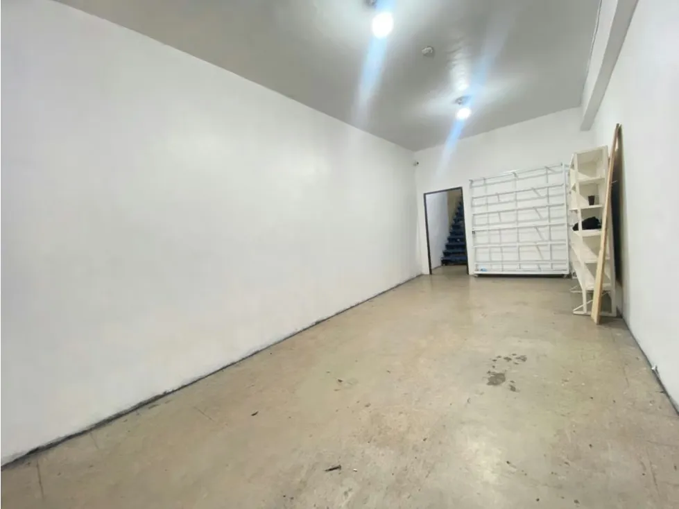 Venta de Local Comercial 208m2 en la Candelaria Norte 99000$ - 4