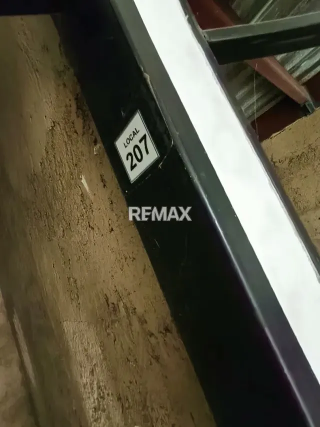 En venta local de 9 metros cuadrados en obra gris ubicado en la Zona centro de San Mateo - 2