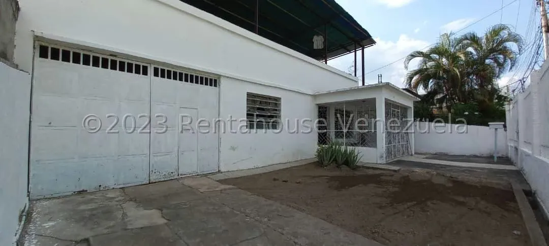 Casa (Multipes Niveles) en Venta en Avenida Aragua, Aragua - 5