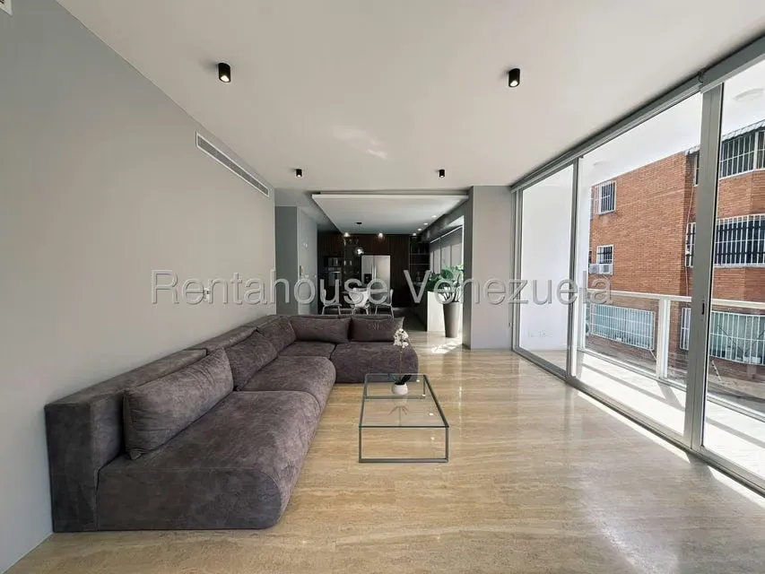 Apartamento (1 Nivel) en Alquiler en La Castellana, Distrito Metropolitano - 7