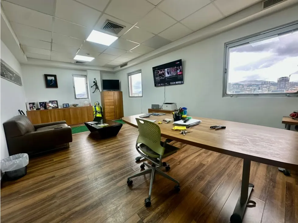 Se vende/alquila Oficina 172m² El Rosal - 3